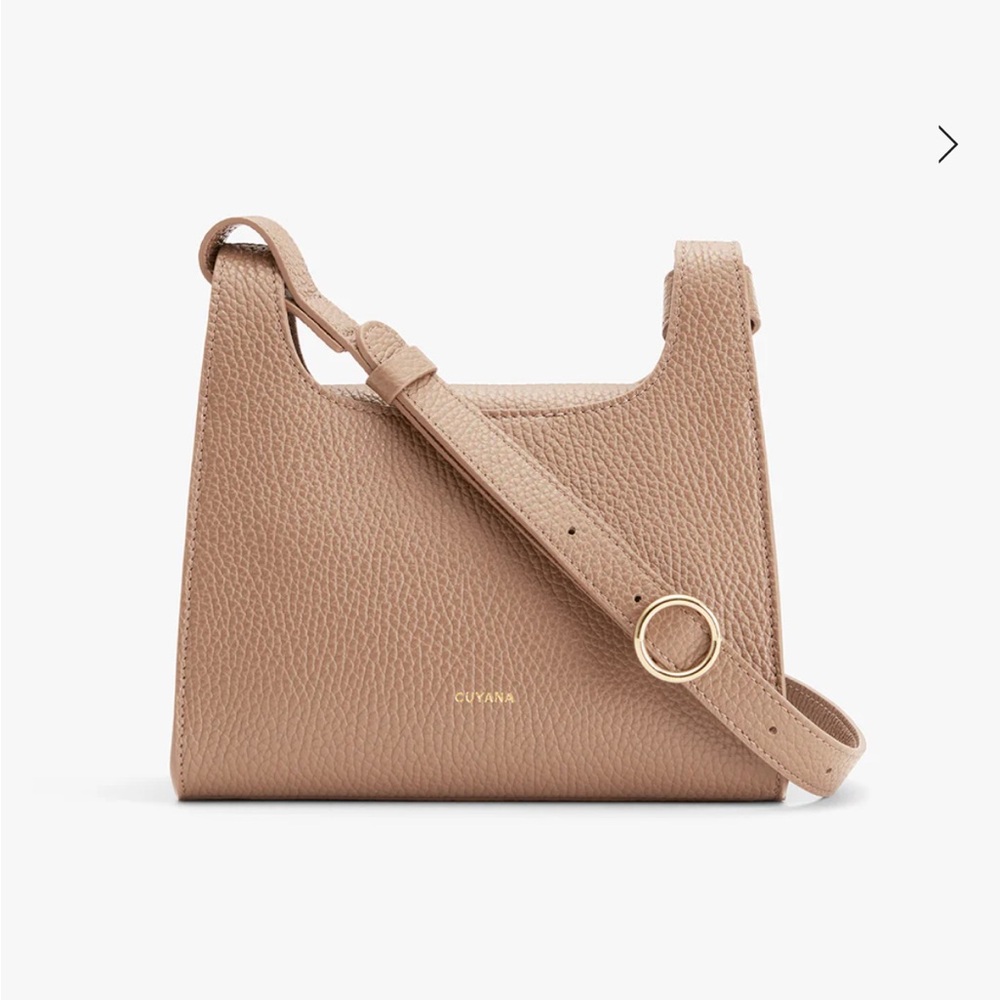 Cuyana Mini Double Loop in Cappacino